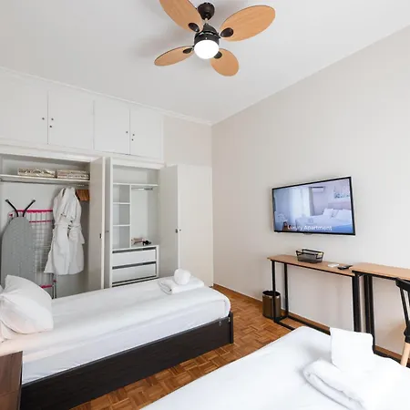 Medluxe Smart Apartment! * Athens